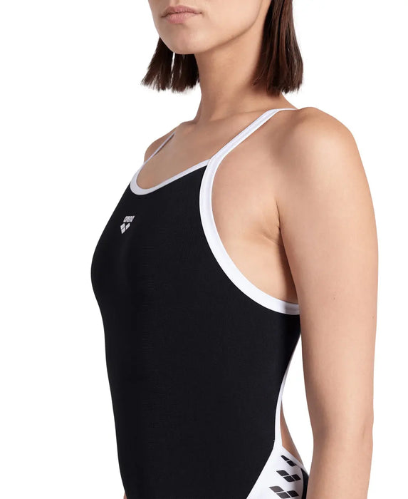 W Icons Super Fly Back Solid black-white Arena